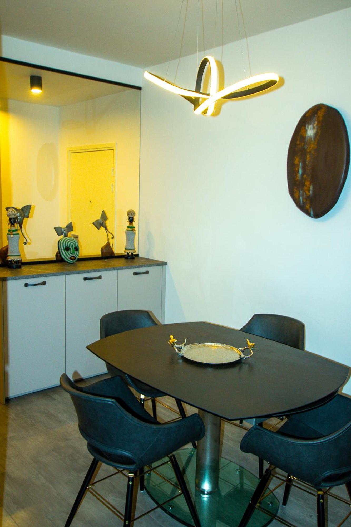Skyview Luxury Appartement A Montevrain Luaran gambar